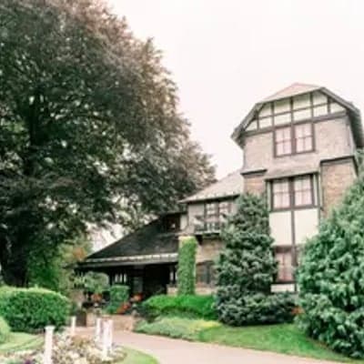 The Knowlton Mansion