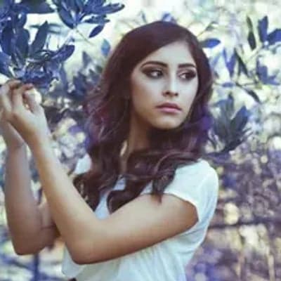 Unique and Flawless Signature Hair and Makeup